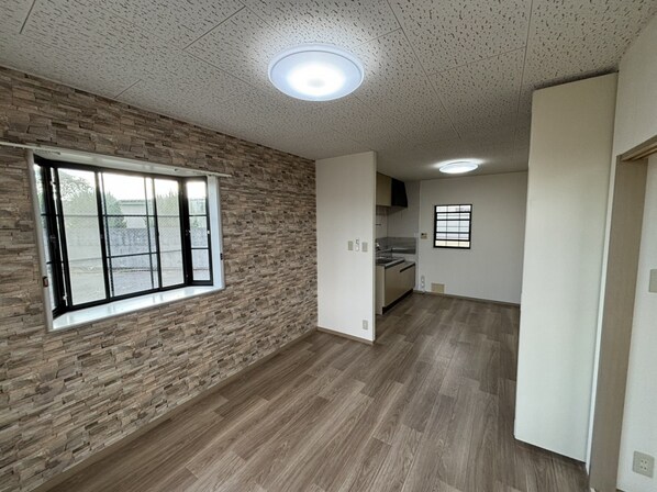 ハッピーバード市川の物件内観写真